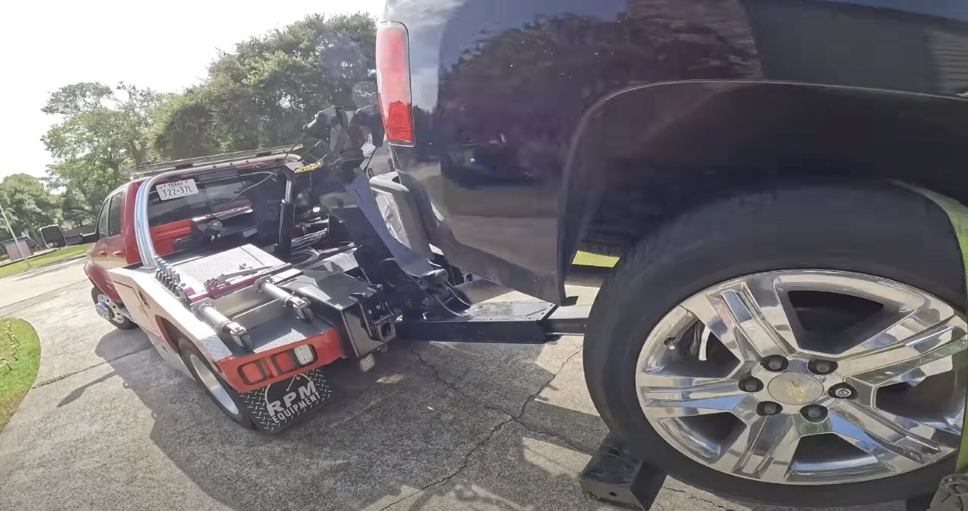 Motorcycle Towing available in Pembroke Pines, FL with professional tow truck operators
